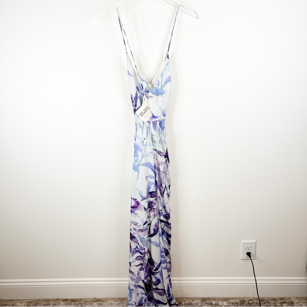 NWT Fame and Partners Women's Fallen Leaves Print Maxi Dress 10 - Picture 3 of 7
